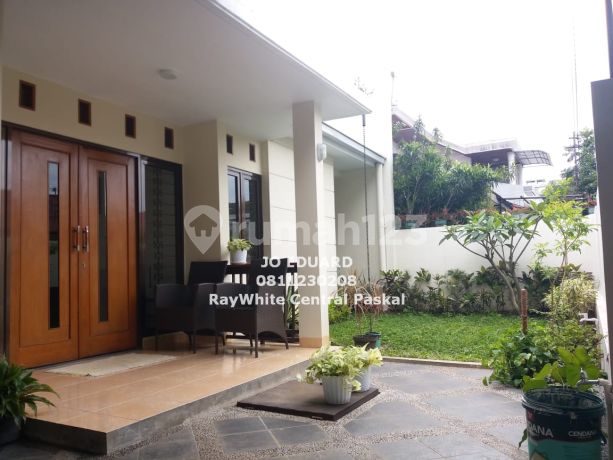 Rumah 2 Lantai Bagus Siap Pakai di Jalan Reog, Bandung