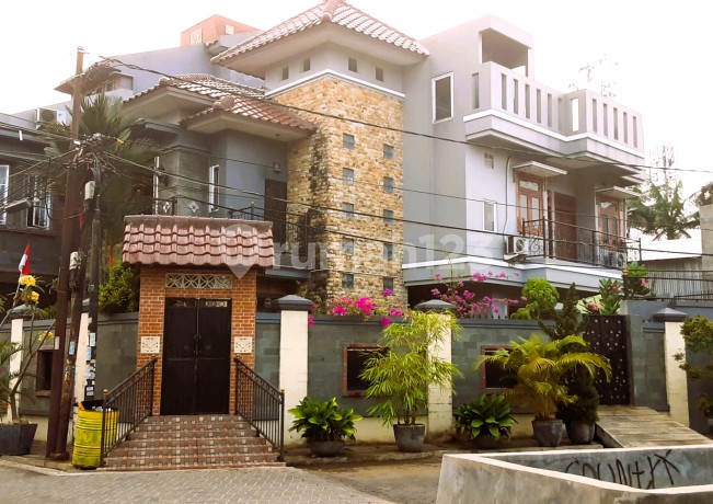 Rumah Dijual Siap Huni Bagus di Griya Kencana 2 Ciledug Tangeranggg