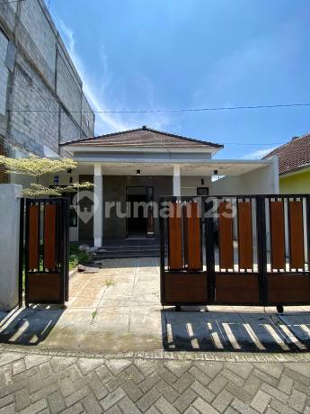 Rumah Baru Minimalis dan Estetik di Sawojajar 2, Pakis Malang