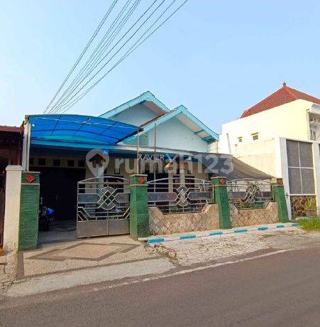 Rumah Semi Furnish 2 Lantai di Puri Kartika Asri, Blimbing Malang 