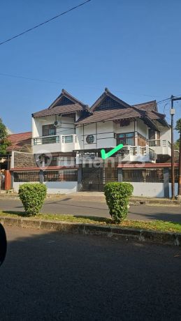 Rumah Mewah Dalam Perumahan Resinda Telukjambe Dekat Tol Karawang Barat Rumah Mewah Dalam Perumahan Resinda Telukjambe Dekat Tol Karawang Barat