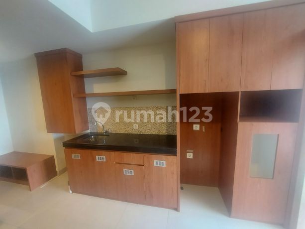 Disewakan Apartemen Orange County Studio Besar Basgus Dan Nyaman di Lippo Cikarang