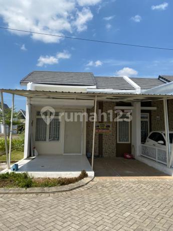 Dijual Cepat Rumah 1 Lantai Posisi Sudut - Mutiara Gading 2, Daya Dijual Cepat Rumah 1 Lantai Posisi Sudut - Mutiara Gading 2, Daya