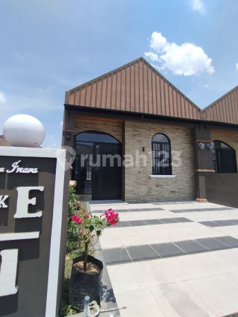 Rumah Siap Huni di Perumahan Cluster Inara Tembalang Rumah Siap Huni di Perumahan Cluster Inara Tembalang