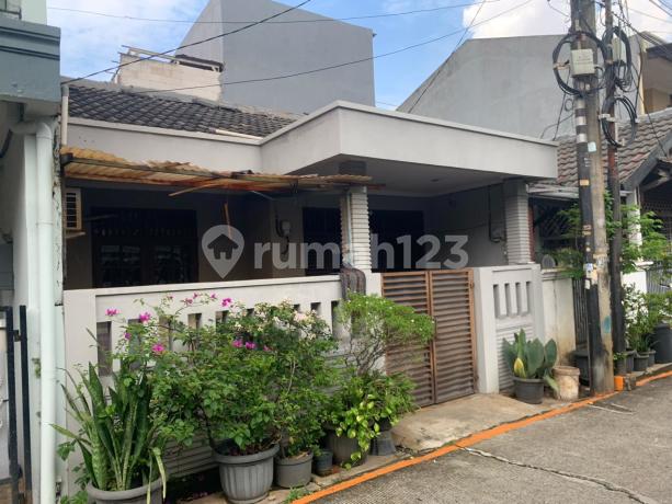 Rumah Bagus Arinda 2 Pondok Aren, Tangernag Selatan Rumah Bagus Arinda 2 Pondok Aren, Tangernag Selatan
