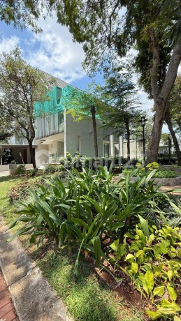 Rumah Bagus Hook di Discovery Residences, Jl. Boulevard Bintaro Jaya, Perigi, Pondok Aren, Kota Tangerang Selatan, Banten, Indonesia, 15227, Sektor 9-Bintaro