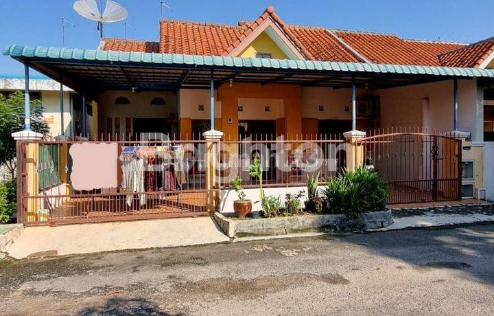 RUMAH TAMAN KOTA MAS