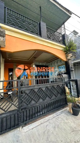 Dijual Rumah 2,5 Lantai di Puri Rhabayu Tiban