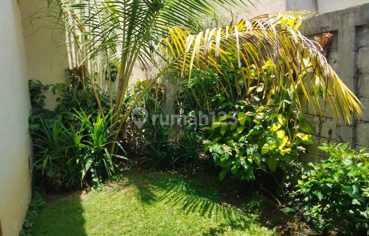 Rumah Asri dan Nyaman   di Kawasan Hunian Eklusive dan Prestige di Cluster Venesia Sentul City BOGOR .Kawasan Tenang , Aman dan dijaga Security 24 Jam. 