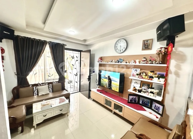 Dijual Rumah Emerald Residence Sepatan Dijual Rumah Emerald Residence Sepatan