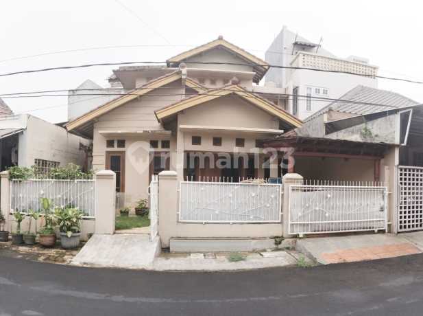 Rumah Di.jual Kelapa Dua Depok Dalam Komplek