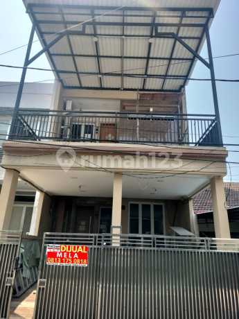 Jual Cepat Rumah Bagus 4 Lantai di Kelapa Gading