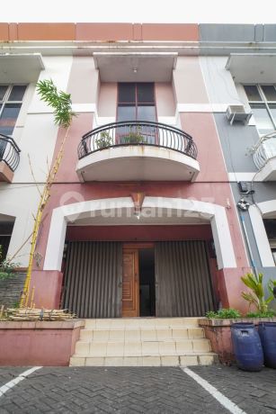 Dijual Ruko Victorian Bintaro,
Jl Bintaro Utama, Bintaro Jaya, Tangsel Dijual Ruko Victorian Bintaro,
Jl Bintaro Utama, Bintaro Jaya, Tangsel