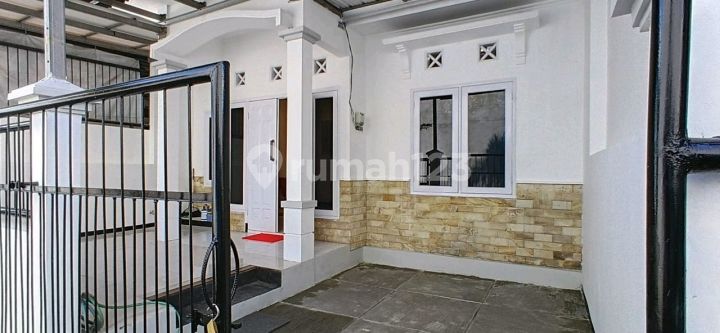 Rumah Minimalis Modern Area Kebraon Dekat Ke Wiyung Raya Mastrip Rumah Minimalis Modern Area Kebraon Dekat Ke Wiyung Raya Mastrip