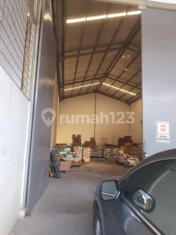 DIJUAL GUDANG + KANTOR DIROYAL KOSAMBI TANGGERANG 
