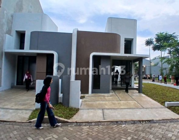 Rumah Tod Stasiun Jatake BSD Suasana Sejuk Harga Terjangkau