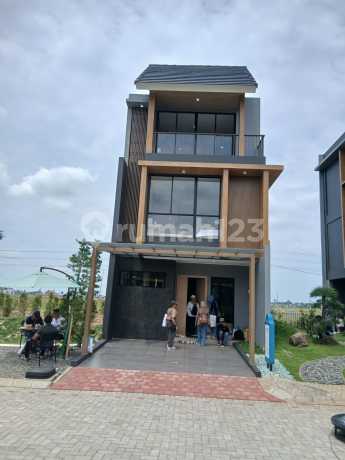 Rumah 3 Lantai Di Kota Sutera Tangerang Rumah 3 Lantai Di Kota Sutera Tangerang