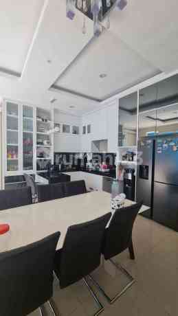 Rumah Modern Grand Eastwood Surabaya Barat