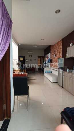 Rumah 2 Lantai Minimalis Siap Huni Di Komplek Taman Anggrek Rumah 2 Lantai Minimalis Siap Huni Di Komplek Taman Anggrek