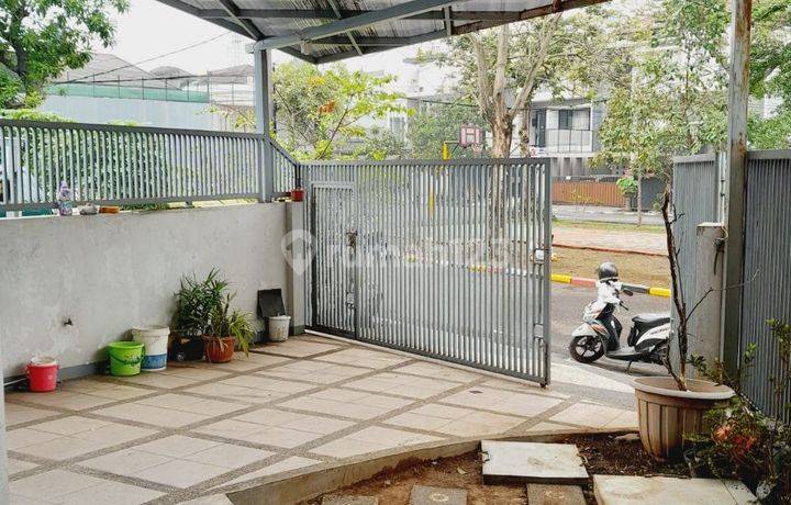 Rumah 2 Lantai Komplek Elit Di Jl Taman Mekar Utama