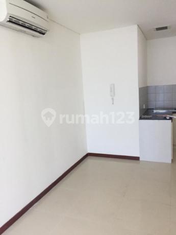 Disewakan Tahunan Kondominium Greenbay Pluit 1Br Unfurnish (Ac) (Sea View K) Lantai Tinggi View Kota Disewakan Tahunan Kondominium Greenbay Pluit 1Br Unfurnish (Ac) (Sea View K) Lantai Tinggi View Kota