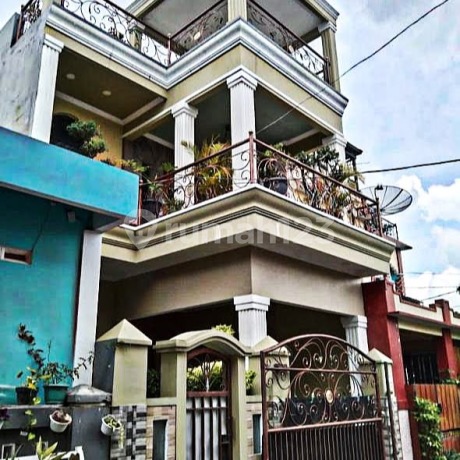 Dijual Rumah 3 Lantai Ful Furnished Siap Huni di Puri Pelangi Kuningan Jawa Barat