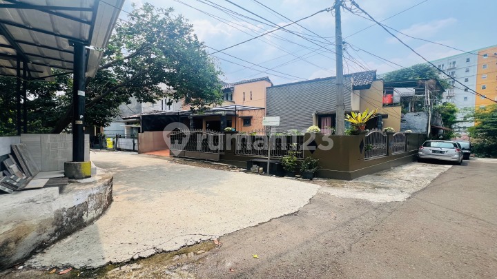 Rumah Hook Di Indraprasta 2 Bogor Utara ( Tengah Kota )