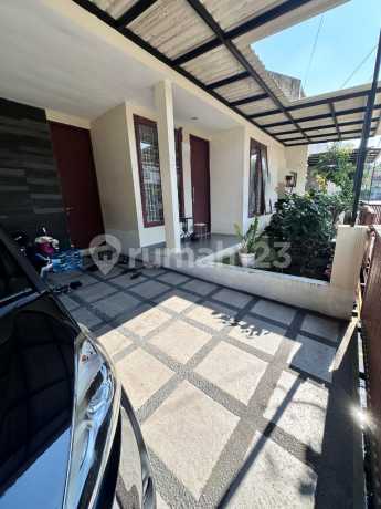 Rumah Cantik Modern Minimalis di Kopo Safira Residence