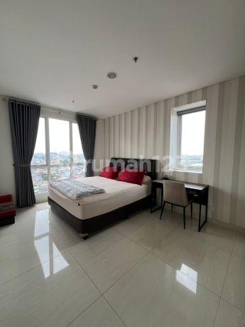 Dijual 3+1Br Kondisi Semi Furnish Lantai Favorit Dijual 3+1Br Kondisi Semi Furnish Lantai Favorit