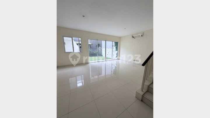 Bu! Jual Cepat Rumah Mewah Cluster Palm Spring Jgc - 4.5M Nego Sampai Jadi! (028) Bu! Jual Cepat Rumah Mewah Cluster Palm Spring Jgc - 4.5M Nego Sampai Jadi! (028)