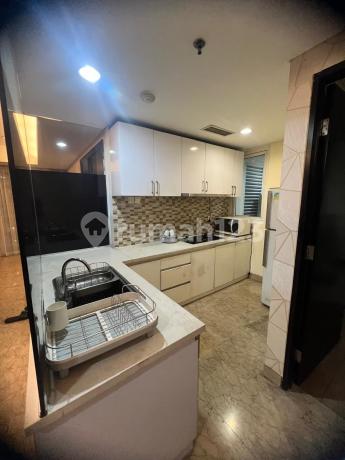 Dijual Apartment Royal Springhill Residence 3+1 BR Furnished Luas 196m2