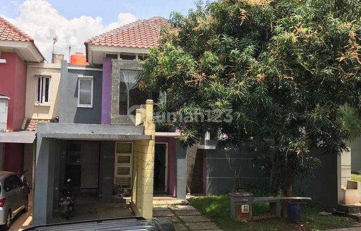 Rumah di Perumahan Legenda Wisata Cibubur 2 Lantai SHM Bagus Barat