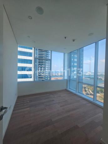 Dijual Apartemen Regatta Tower London 163M² 3+1Br Dijual Apartemen Regatta Tower London 163M² 3+1Br