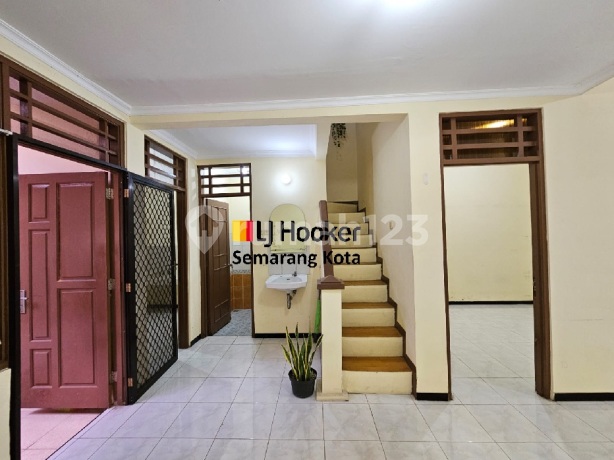 Rumah Terawat Siap Tinggal di Semarang Indah Rumah Terawat Siap Tinggal di Semarang Indah