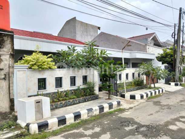 Dijual Rumah Bulak Macan Permai 2 Lantai, 3 Kamar Tidur, Luas 196m2, SHM, 6km Menuju Gerbang Tol Bekasi, Bekasi Utara Kota Bekasi Dijual Rumah Bulak Macan Permai 2 Lantai, 3 Kamar Tidur, Luas 196m2, SHM, 6km Menuju Gerbang Tol Bekasi, Bekasi Utara Kota Bekasi