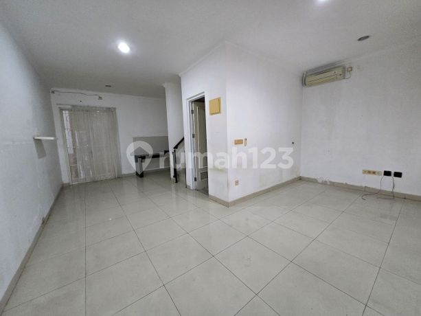 Rumah Green Lake City Luas 6x15m2, 90m2, Shm