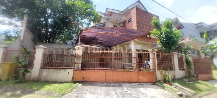 Turun Harga! Rumah 2 Lantai di Bukit Bogor Raya. Siap Huni. SHM Turun Harga! Rumah 2 Lantai di Bukit Bogor Raya. Siap Huni. SHM