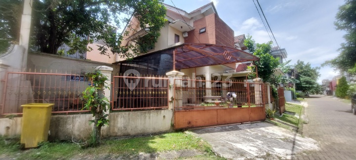 2-Story House in Bukit Bogor Raya. Ready to Occupy. SHM (Certificate of Land Ownership) 2-Story House in Bukit Bogor Raya. Ready to Occupy. SHM (Certificate of Land Ownership)