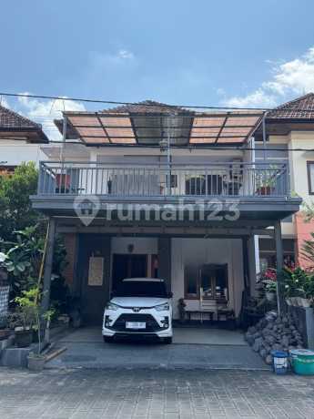 Rumah 2 Lantai Dekat Living Worl Mall Denpasar Bali Rumah 2 Lantai Dekat Living Worl Mall Denpasar Bali