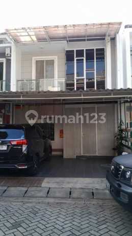 Golf Lake Residence. Rumah 2 lt Siap Huni Dekat Bandara Soetta.