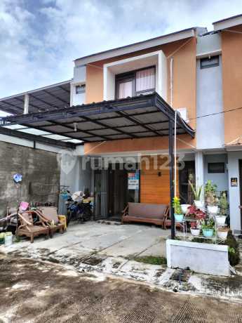 The Jakarta Residence 3. Rumah 2 lt 3 KT dekat Summarecon Crown Gading.