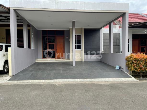 Rarely Available for Sale Minimalist House in Green and Scenic Ciawitali, Cimahi, Citeureup Rarely Available for Sale Minimalist House in Green and Scenic Ciawitali, Cimahi, Citeureup
