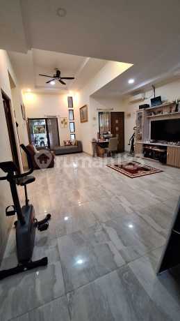 Dijual Rumah Bagus di Cluster Aralia Harapan Indah Bekasi