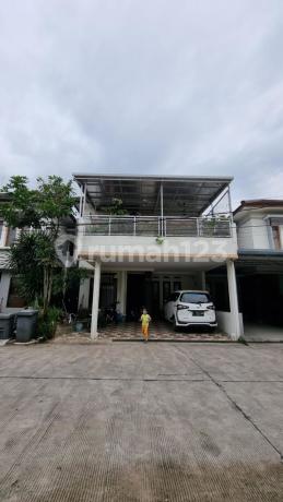 Rumah 2 Lantai Bagus Furnished SHM di Komplek Mitra Residence Antapani, Bandung