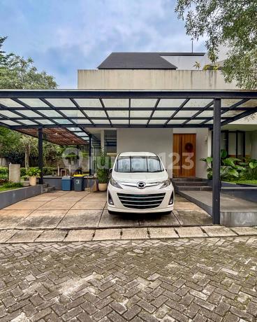 Dijual Rumah Secondary dengan Modern Tropical Design Dalam Townhouse Berisi 13 Unit Rumah yang Aman dan Nyaman di Area R.c Veteran - Rempoa, Jakarta Selatan Dijual Rumah Secondary dengan Modern Tropical Design Dalam Townhouse Berisi 13 Unit Rumah yang Aman dan Nyaman di Area R.c Veteran - Rempoa, Jakarta Selatan