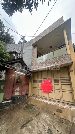  Rumah Bagus SHM di Komplek taman duta  , Cisalak