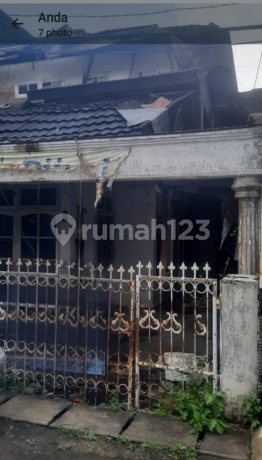 Di Bawah NJOP. Rumah Tua.2 Lantai di Kelapa Gading Jakarta Utara.