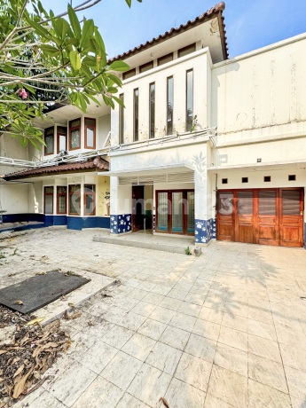 Dijual Rumah Tanah Luas dan Lebar di Prime Area, Lokasi Strategis Elit Semi Furnished di Jalan Brawijaya, Kebayoran Baru, Jakarta Selatan