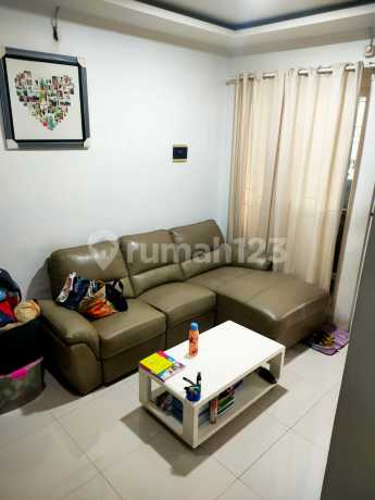 For Sale Cheap 2 1/2 Story House in Poris