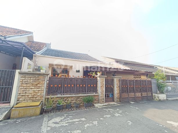 Dijual Cepat Rumah Murah, SHM di Komplek Perumahan Ciputat Baru Tangerang Selatan Dijual Cepat Rumah Murah, SHM di Komplek Perumahan Ciputat Baru Tangerang Selatan